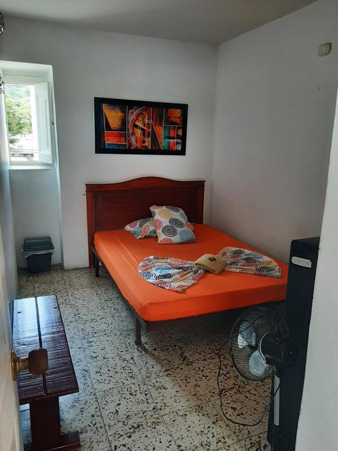 Hotel Andaluz Andalucia 外观 照片
