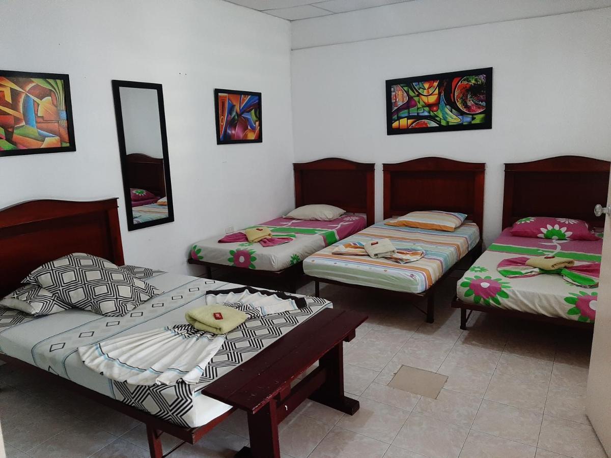 Hotel Andaluz Andalucia 外观 照片